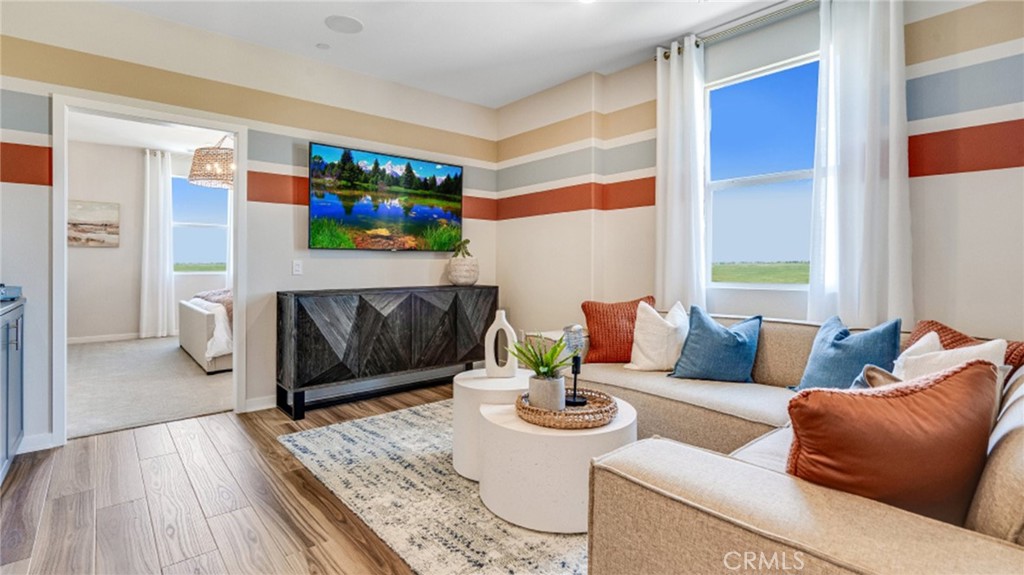 2824 E Schumacher Paseo