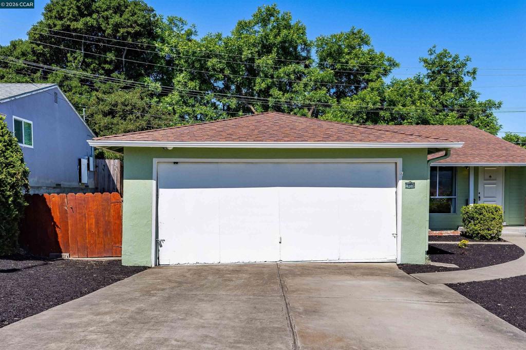 2187 Pyramid Dr