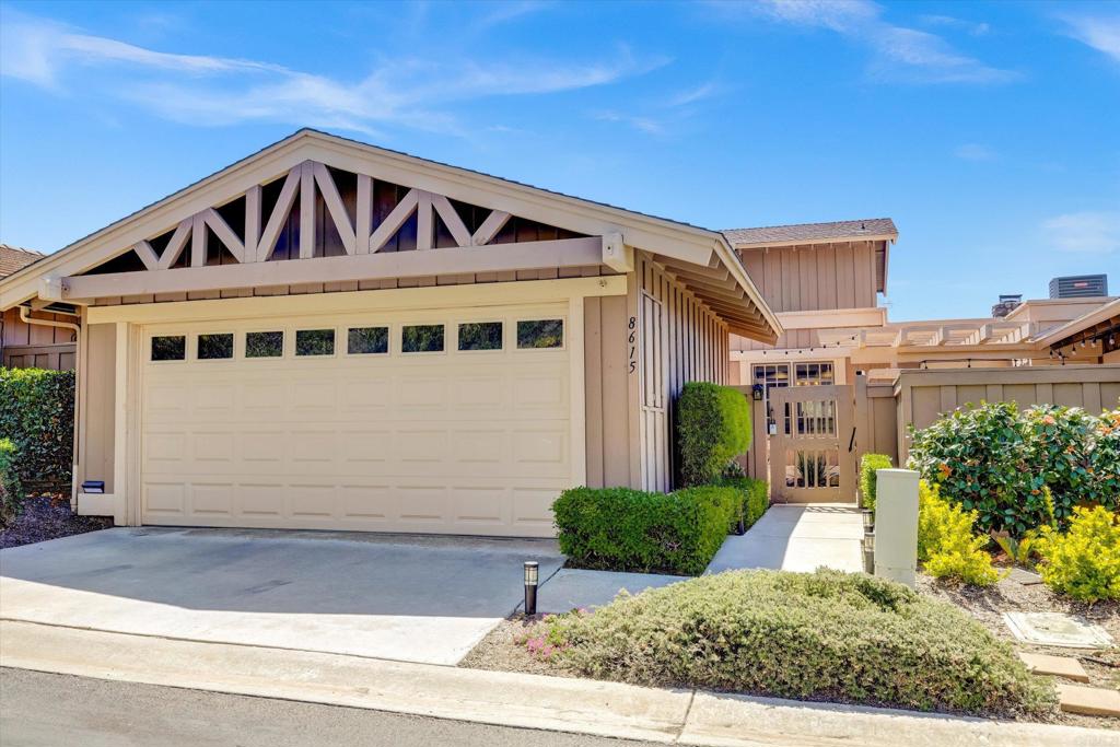 8615 Circle R Course Lane