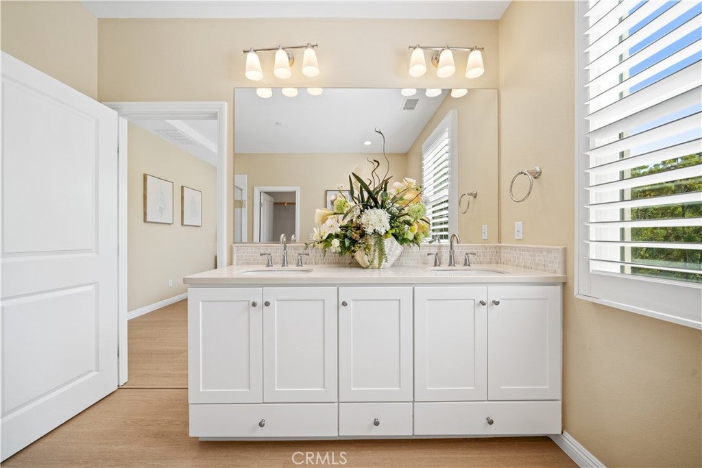 190 Crescent Moon, Irvine CA 92602 - Photo 40
