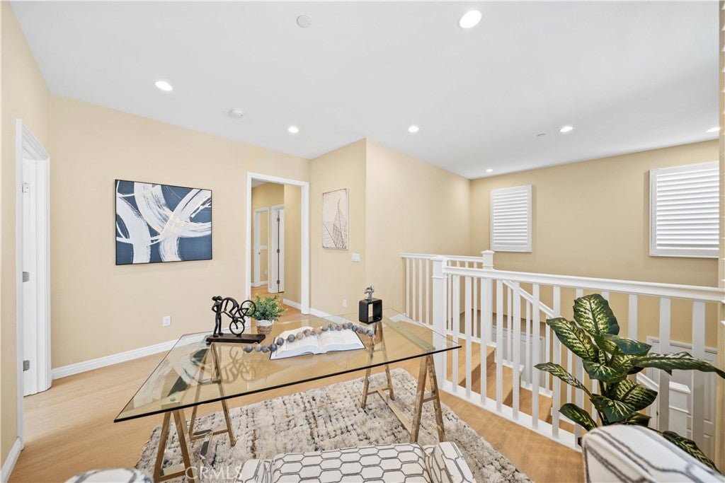 190 Crescent Moon, Irvine CA 92602 - Photo 24
