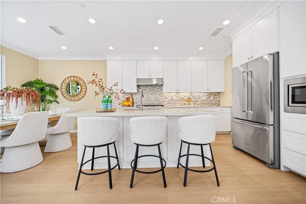 190 Crescent Moon, Irvine CA 92602 - Photo 12