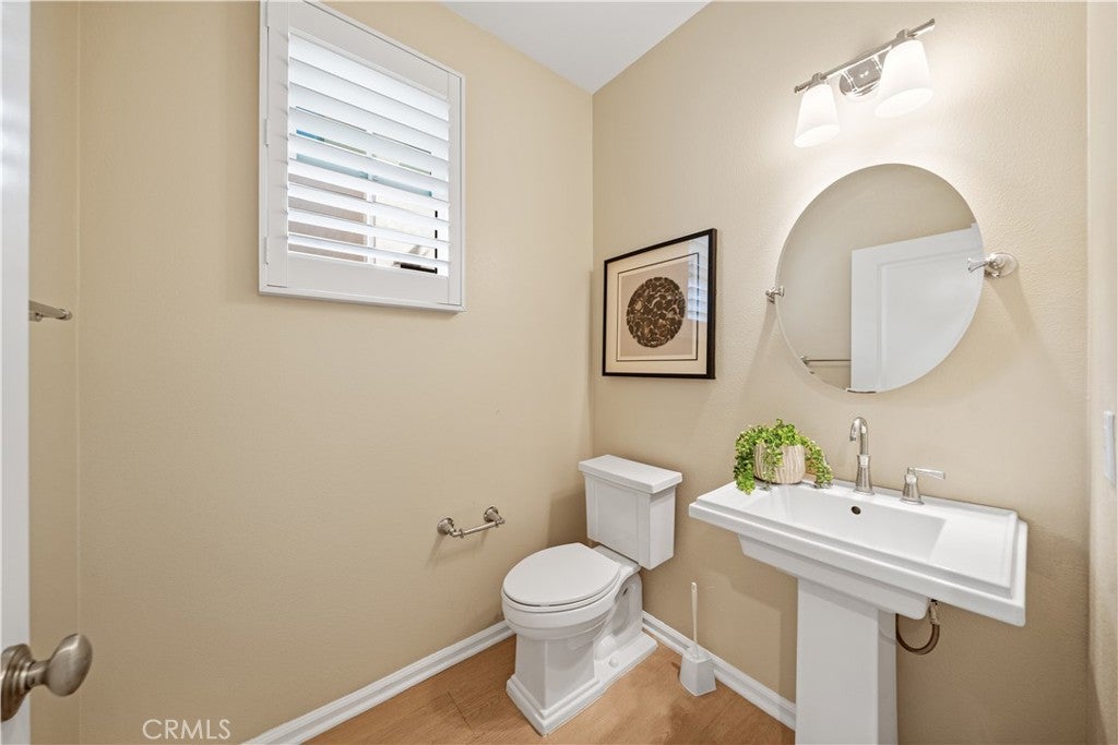 190 Crescent Moon, Irvine CA 92602 - Photo 6
