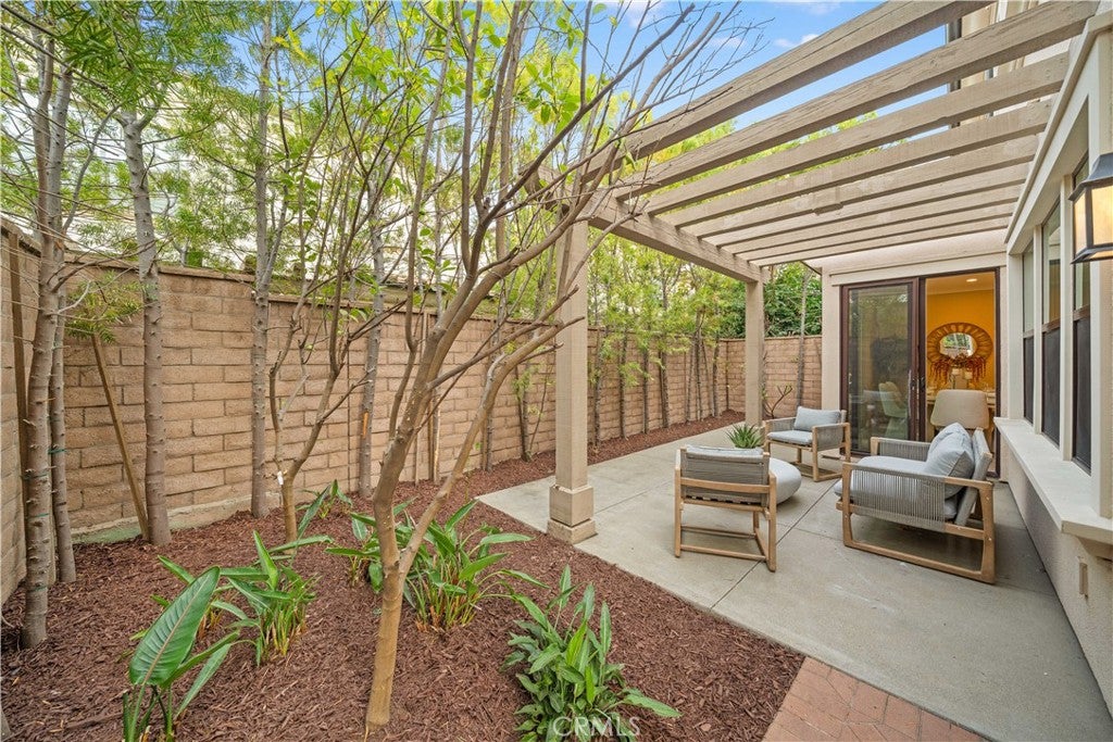 190 Crescent Moon, Irvine CA 92602 - Photo 44