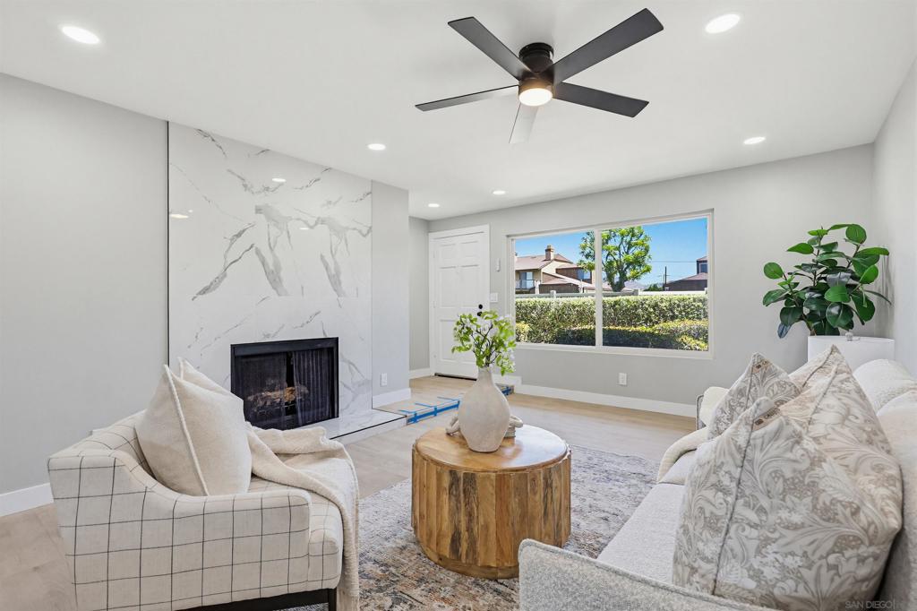 980 E Main A