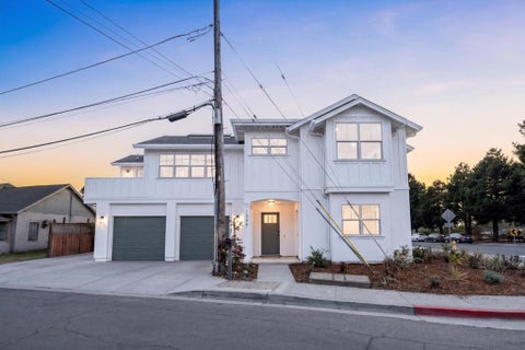 Photo of 1599 Lincoln Avenue, Capitola, CA 95010 (MLS # ML82056994)