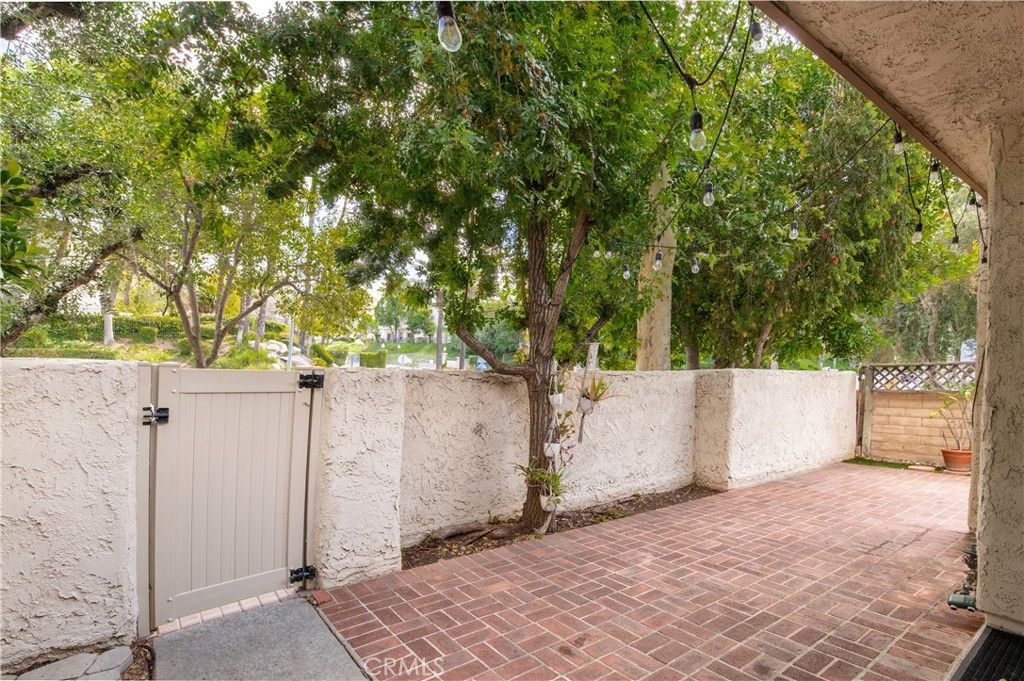 Photo of 6121 Shoup Avenue #35, Woodland Hills, CA 91367 (MLS # SR26071836)