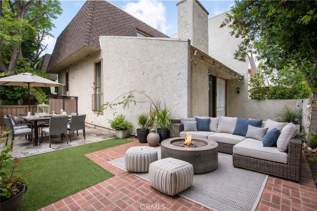 6121 Shoup Avenue 35