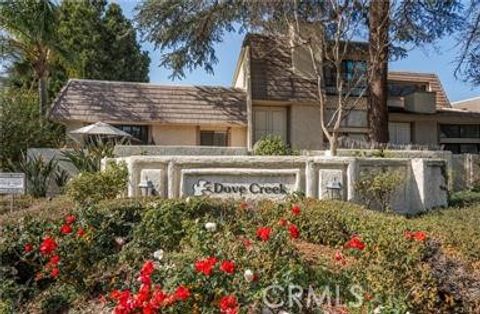 Photo of 6121 Shoup Ave #35, Woodland Hills, CA 91367 (MLS # SR26071836)