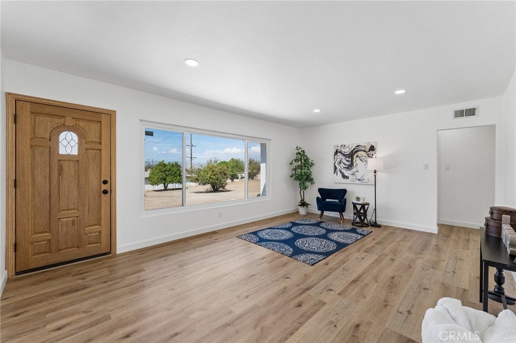 4818 Crestview