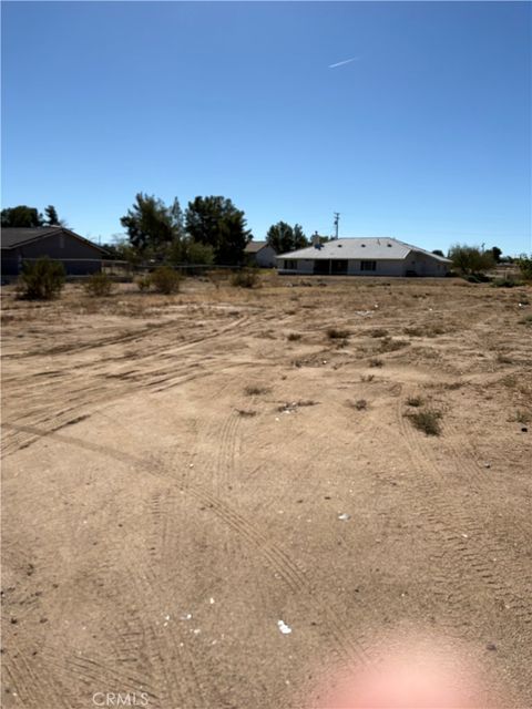 Photo of 0 Sitting Bull, Victorville, CA 92395 (MLS # HD25250290)