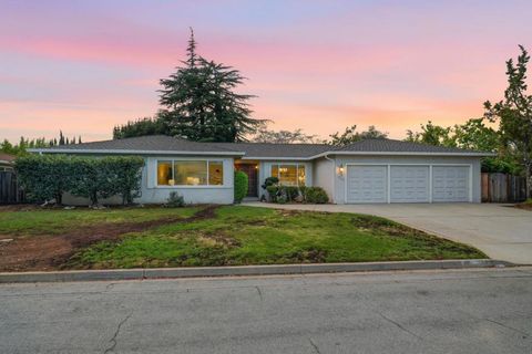 Photo of 12153 Scully Avenue, Saratoga, CA 95070 (MLS # ML82045567)