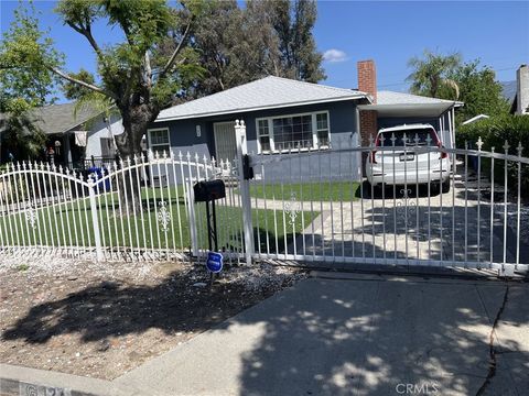 Photo of 124 E 18th St, San Bernardino, CA 92404 (MLS # SR26081874)