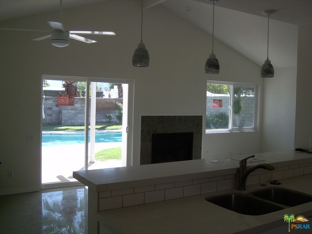 Victoria Park/Vista Norte - Residential Lease