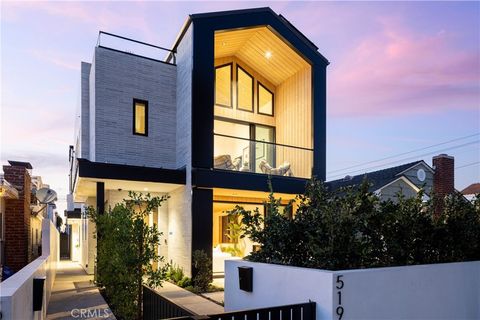 519 Narcissus Avenue A Corona Del Mar CA 92625