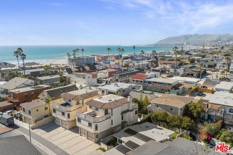 Tiny photo for 1115 Pittsfield Lane, Ventura, CA 93001 (MLS # 26667023)