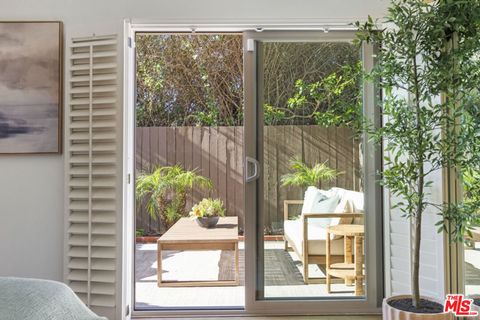 Tiny photo for 1115 Pittsfield Lane, Ventura, CA 93001 (MLS # 26667023)