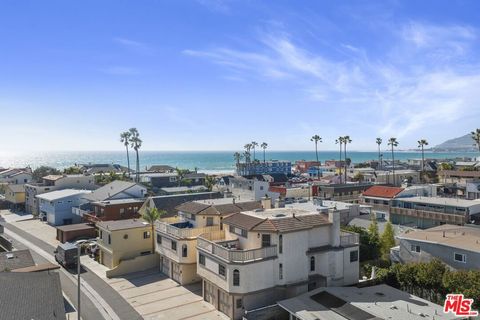 Photo of 1115 Pittsfield Lane, Ventura, CA 93001 (MLS # 26667023)