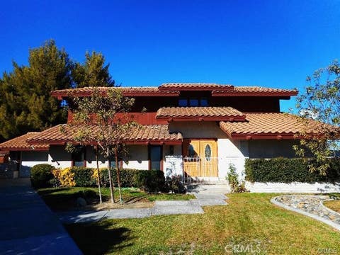 Photo of 13290 Rain Shadow RD, Victorville, CA 92395 (MLS # CV26177229)