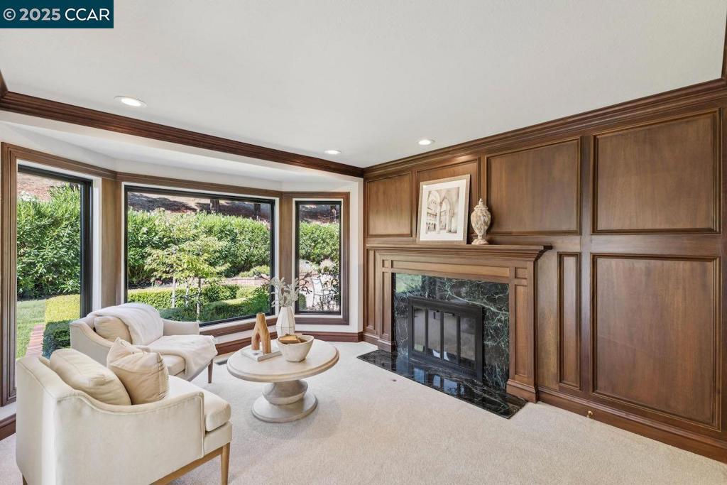 SANDERS RANCH - Residential