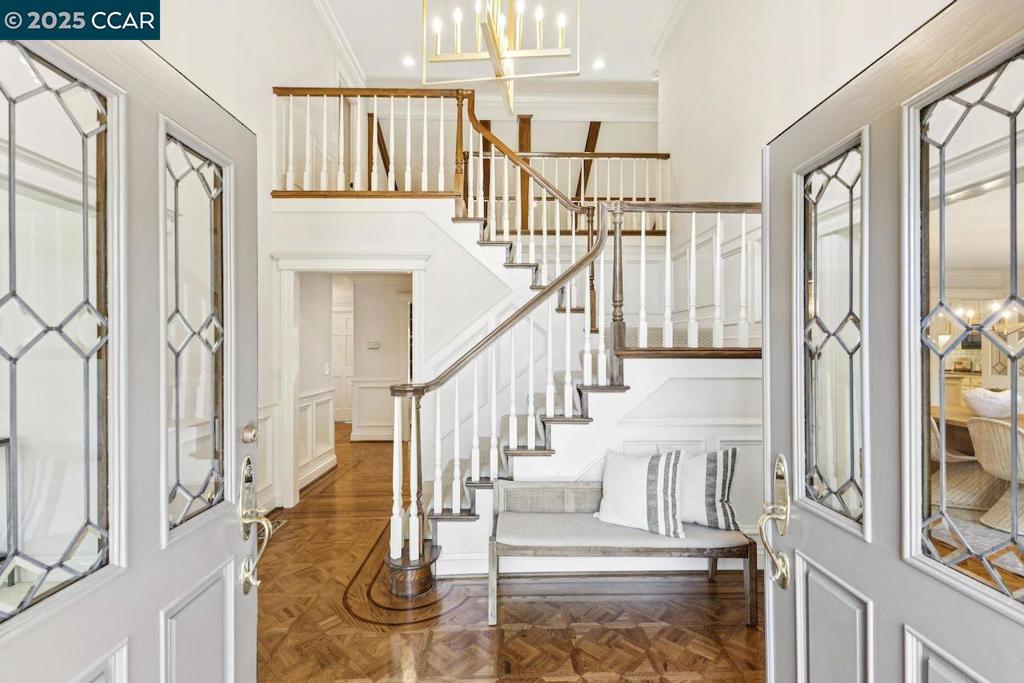 SANDERS RANCH - Residential