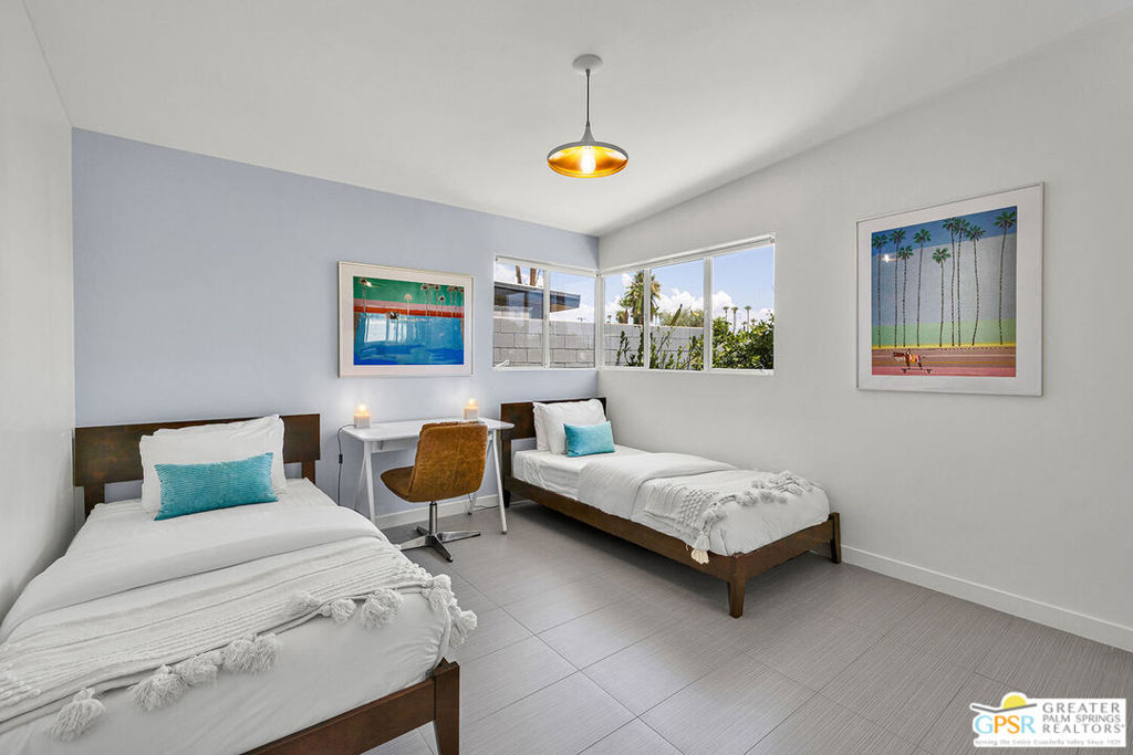 Movie Colony East - Residential