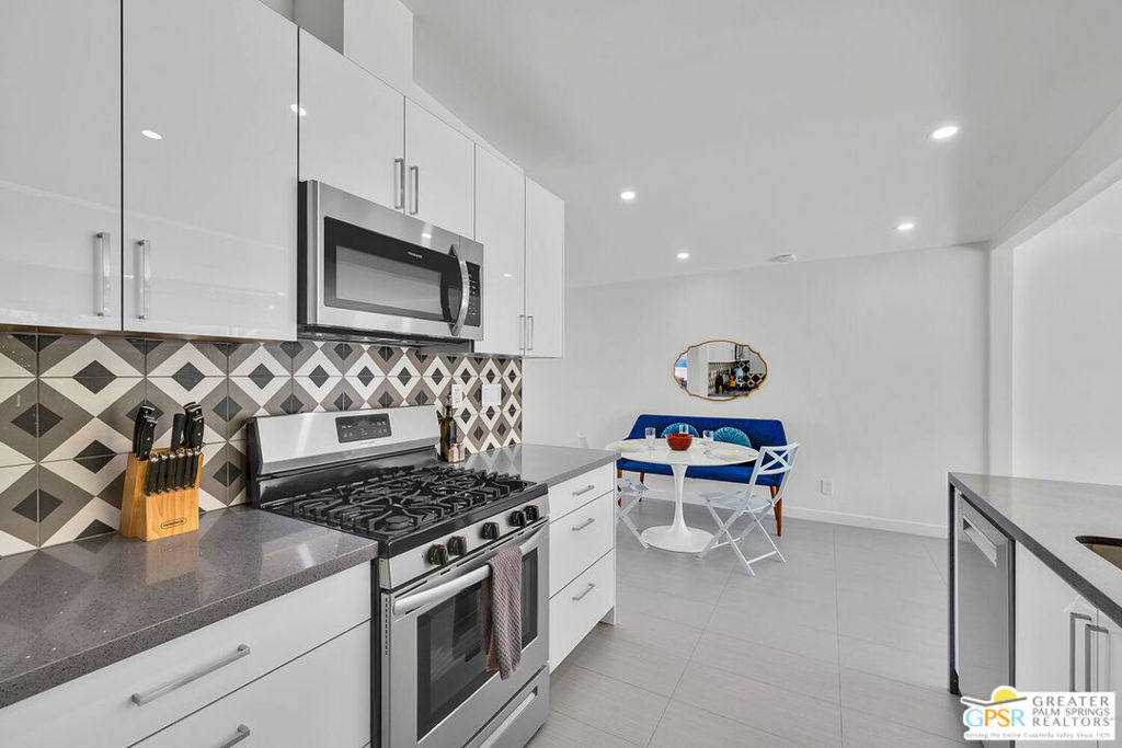 Movie Colony East - Residential