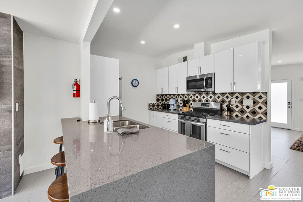 Movie Colony East - Residential