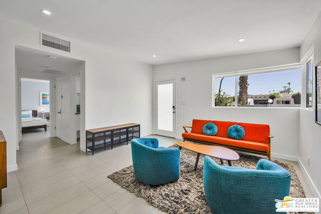 Movie Colony East - Residential