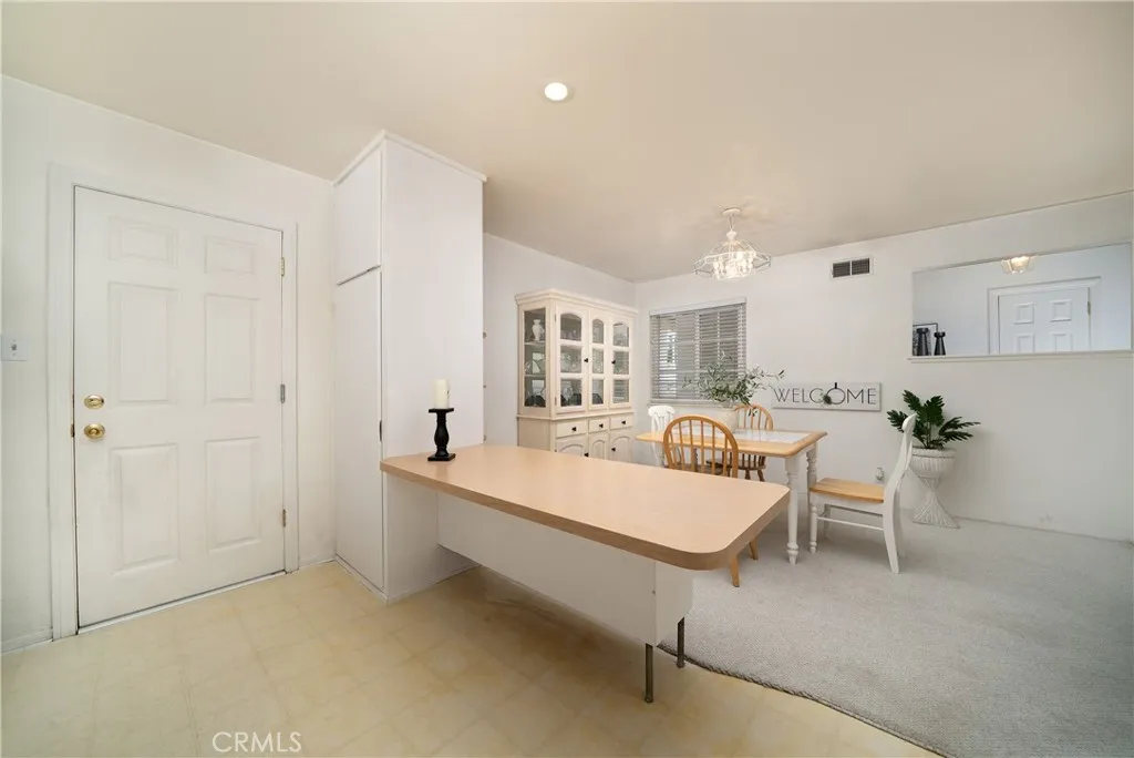 Los Alamitos, California 90720, United States, 3 Bedrooms Bedrooms, ,2 BathroomsBathrooms,Residential,Active,172715