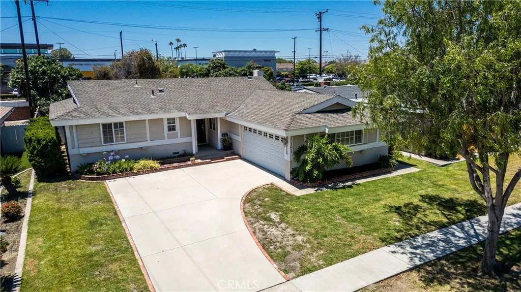 Los Alamitos, California 90720, United States, 3 Bedrooms Bedrooms, ,2 BathroomsBathrooms,Residential,Active,172715