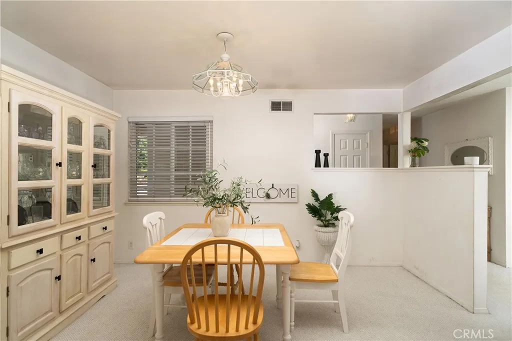 Los Alamitos, California 90720, United States, 3 Bedrooms Bedrooms, ,2 BathroomsBathrooms,Residential,Active,172715