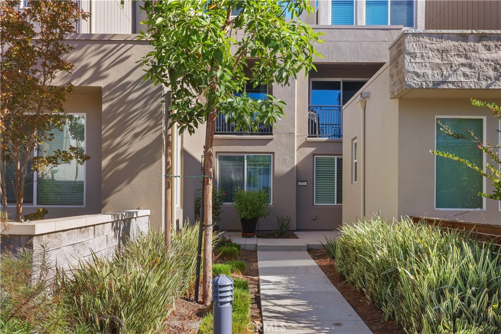 Welcome to Novel Park Homes!
We are proud to present this stunning 3-bedroom, 3-bathroom home in one of the most sought-after communities. Built just 5 ½ years ago, this beauty offers modern design, thoughtful upgrades, and an array of community amenities
Step inside to find twin main bedrooms, each with its own private bath, plus a lower-level third bedroom with a full bathroom—perfect for guests or extended family. The oversized kitchen boasts quartz countertops, energy-saving appliances, and an open dining area designed for easy gatherings, allowing the chef to stay connected with family and friends
The primary suite is a true retreat, featuring dual sinks, a spacious walk-in closet, and an expansive shower. Additional highlights include custom window treatments, central heat and air, fire sprinklers, and a separate laundry area. Enjoy your morning coffee on the private balcony or take advantage of the two-car garage with built-in cabinetry and ample guest parking
Living in Novel Park means more than just a beautiful home—it’s a lifestyle. Residents enjoy access to pools, spa, parks, trails, a playground, basketball and tennis courts, a dog park, a clubhouse, and even a community coffee shop.
This home is the perfect blend of comfort, convenience, and community. Don’t miss your chance to make it yours!