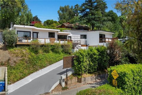 Photo of 4698 Morro Drive, Woodland Hills, CA 91364 (MLS # SR25130055) Photo of 4698 Morro Drive, Woodland Hills, CA 91364 (MLS # SR25130055)