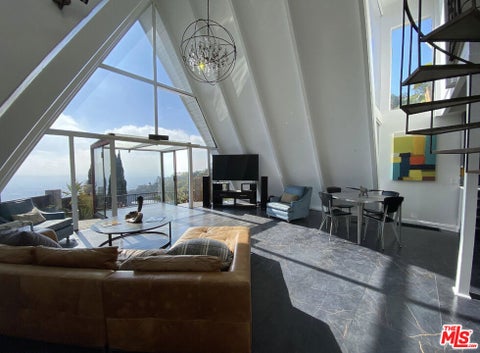 Photo of 2144 Sunset Plaza Drive, Los Angeles, CA 90069 (MLS # 26874627)