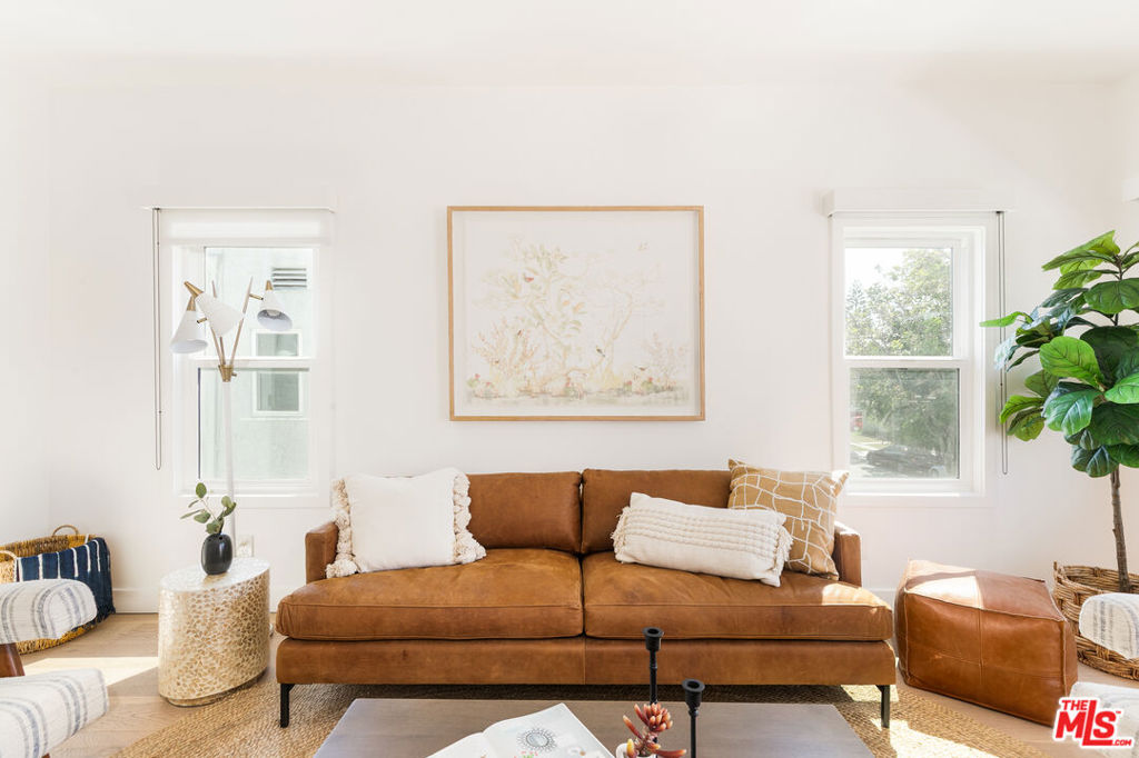 5847 1/2 Ernest Avenue