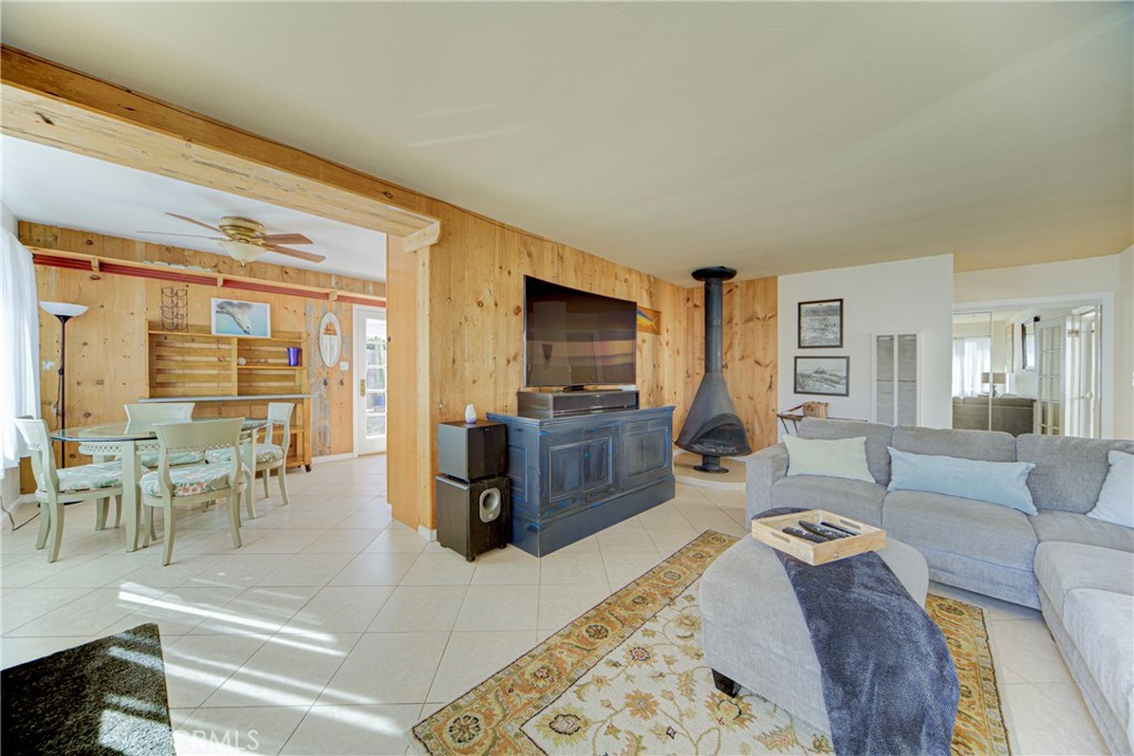 Pacific Beach - Residential Income