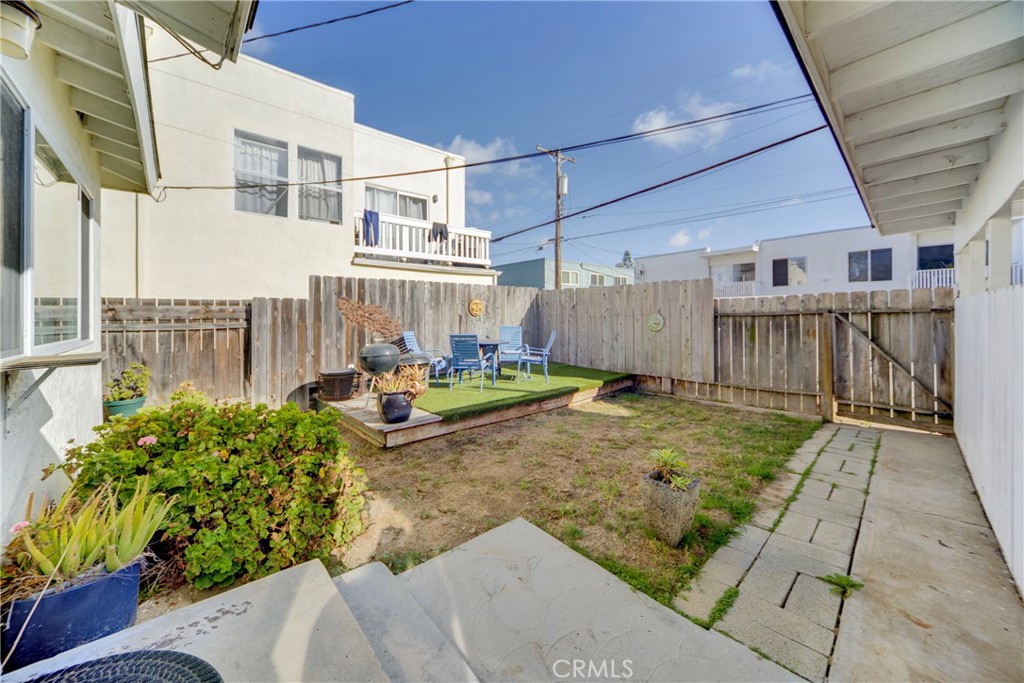 Pacific Beach - Residential Income