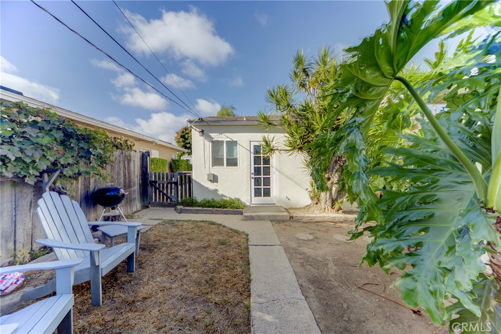 Pacific Beach - Residential Income