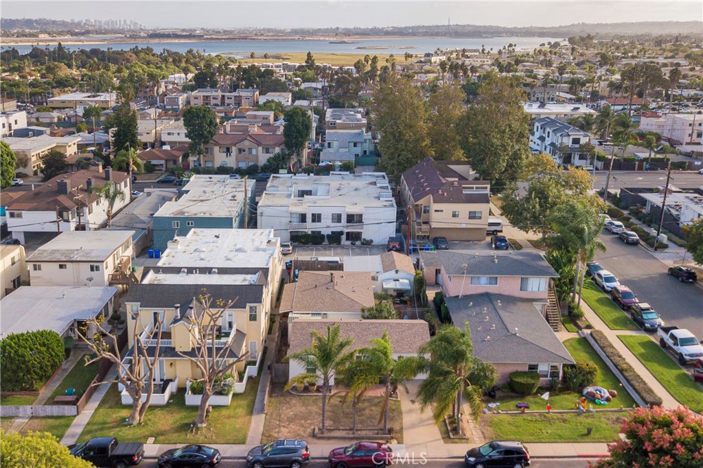 Pacific Beach - Residential Income