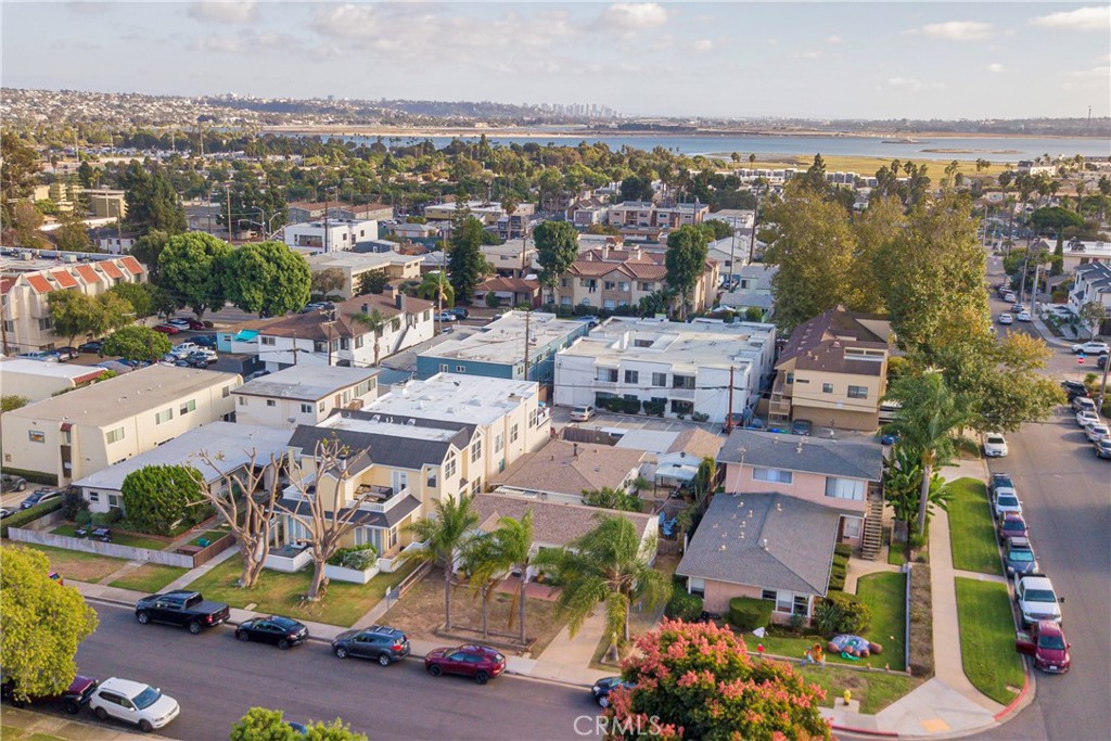 Pacific Beach - Residential Income