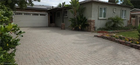 3747 E Roberta Avenue, Orange, CA 92869 - MLS#: PW26141979
