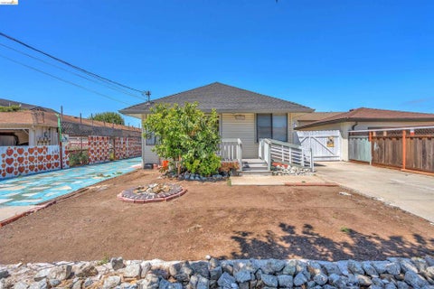 Photo of 36863 Elm St ST, Newark, CA 94560 (MLS # 41139611)