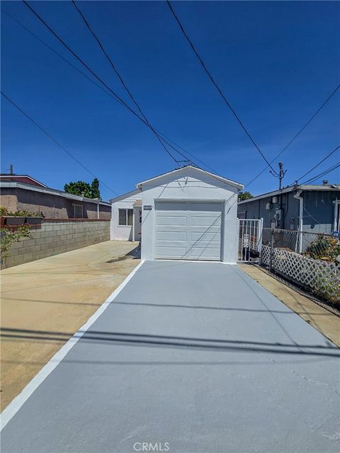Photo of 11909 Lowemont St, Norwalk, CA 90650 (MLS # AR26084214)