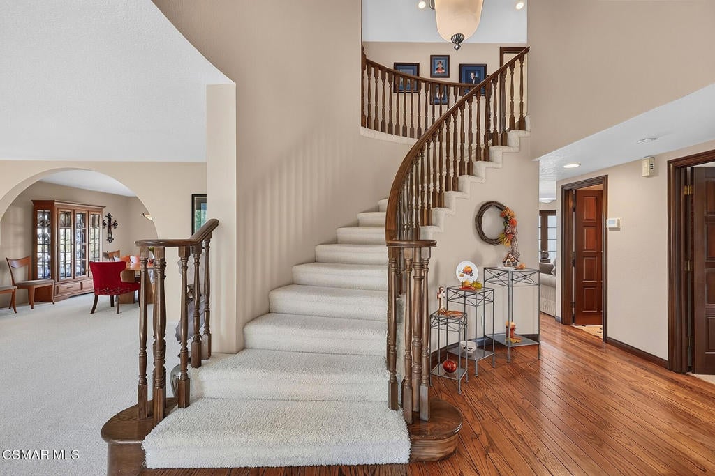 3877 Sunset Knolls Drive