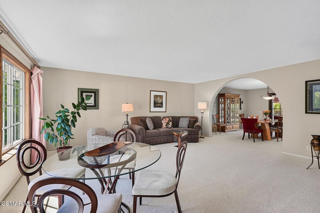 3877 Sunset Knolls Drive