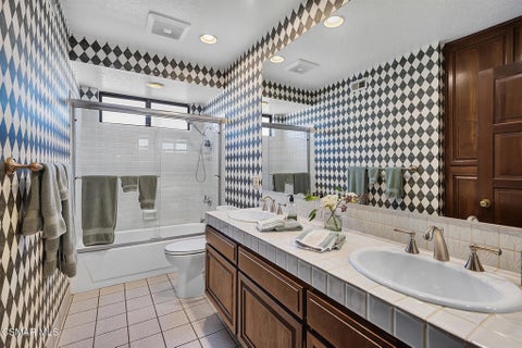 Tiny photo for 3877 Sunset Knolls Drive, Thousand Oaks, CA 91362 (MLS # 226004995)
