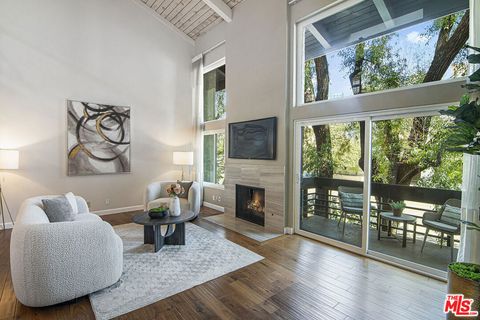 Photo of 1925 S Beverly Glen Boulevard #37, Los Angeles, CA 90025 (MLS # 25593577) Photo of 1925 S Beverly Glen Boulevard #37, Los Angeles, CA 90025 (MLS # 25593577)