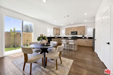 17028 Zion Santa Clarita CA 91387