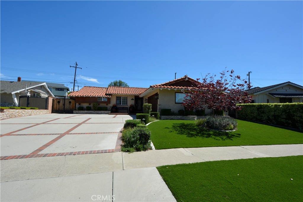 780 Ridgehaven Drive